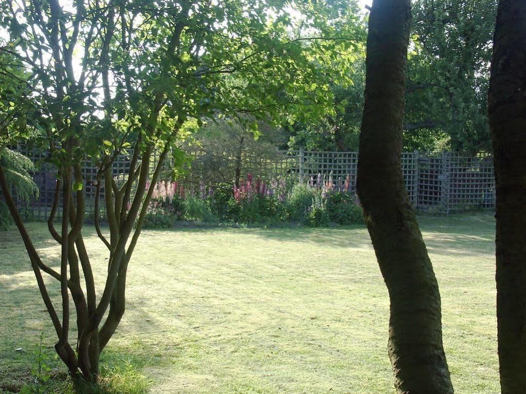 Catton Old Hall NWI Exterior photo
